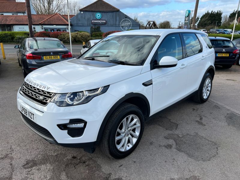 LAND ROVER DISCOVERY SPORT TD4 SE TECH - 2385 - 1